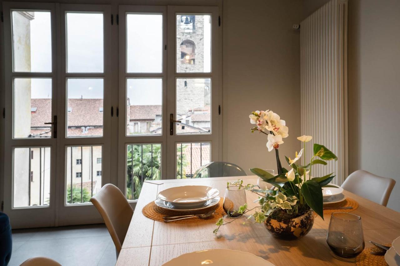 Apartamento La Finestra Charme&Relax Bérgamo Exterior foto